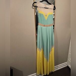 BCBG MAXZARIA Elegant Multicolor Maxi Dress